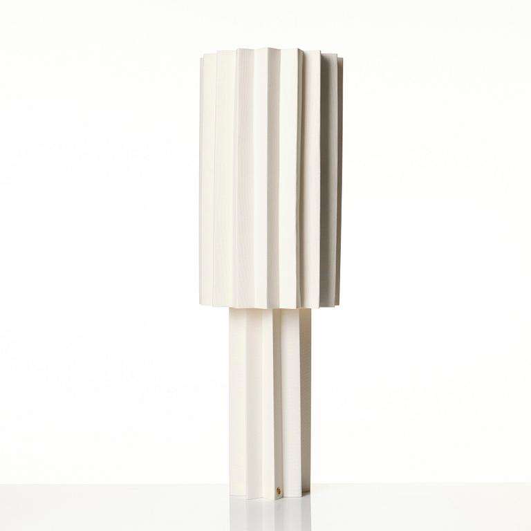 FOLKFORM, "L árt Plisse no 4", Form study in white, a table lamp, Studio Folkform, 2022.