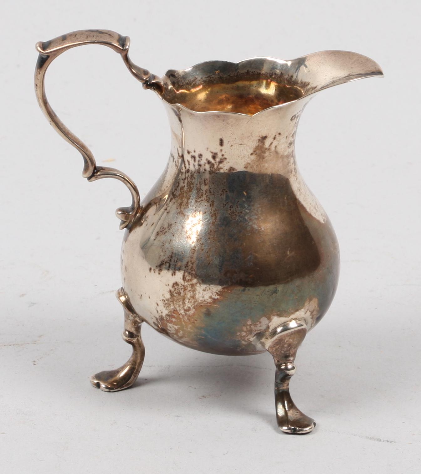 GRÄDDKANNA, silver, England, otydl stämplar, 1700/1800-tal.