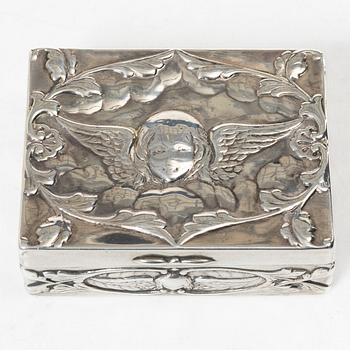 William Comyns & Sons, box, silver, London 1895.