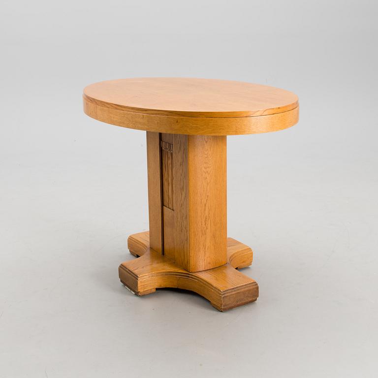 ELIEL SAARINEN, MÖBELGRUPP, 4 DELAR.