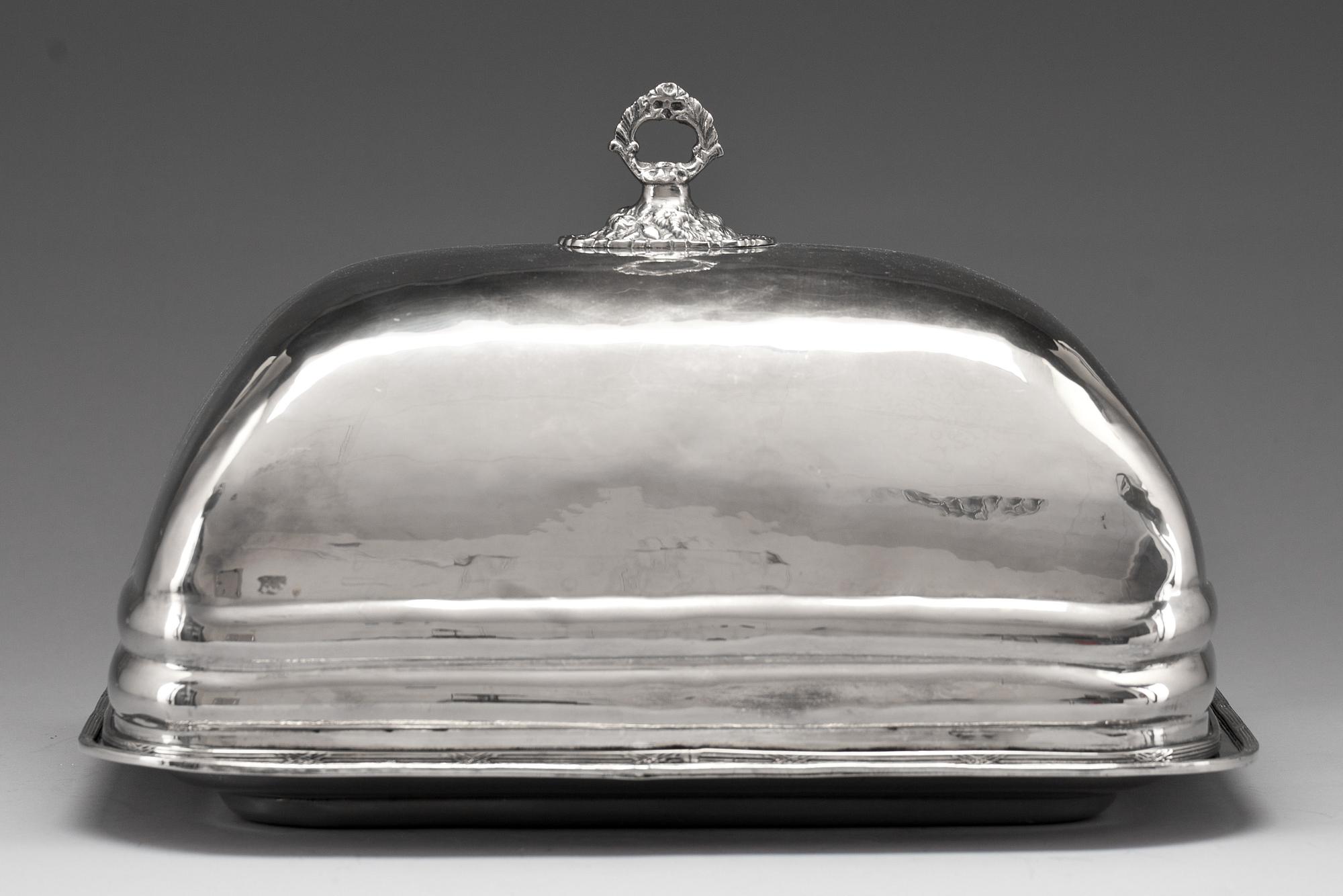 STEKHUV med BRICKA, vitmetall, 1900-talets första hälft.