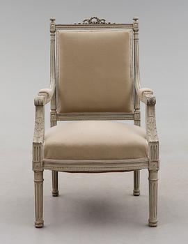 KARMSTOL, Louis Seize-stil, 1900-talets första hälft.