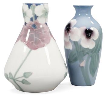 1120. A Nils Emil Lundstöm and Astrid Ewerlöf porcelain art nouveau vases by Rörstrand ca 1900.