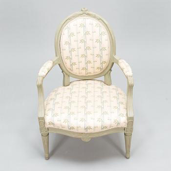 A Gustavian armchair by Johan Erik Höglander, master in Stockholm 1777-1813. Signed IEH.