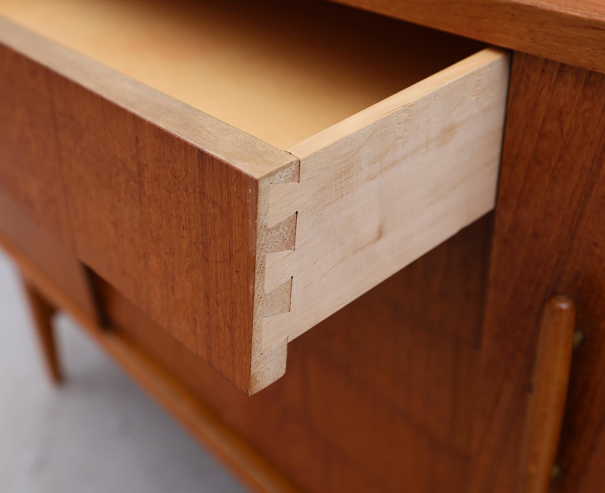SIDEBOARD, 1900-talets andra hälft.