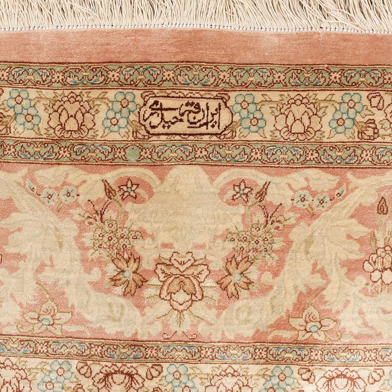 OLD SILK QUM. 289,5 x 195 cm.