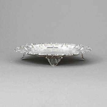 SALVER, silver, sannolikt Spanien, 1900-tal. Vikt ca 400 gram.