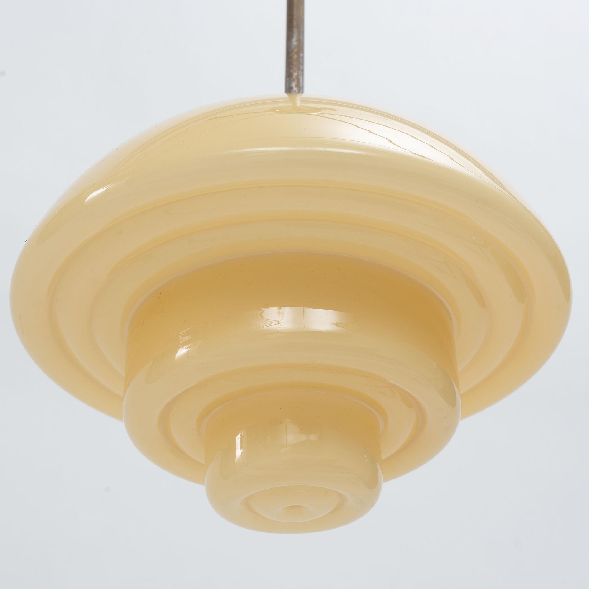 Taklampa, funkis, 1900-talets första hälft.