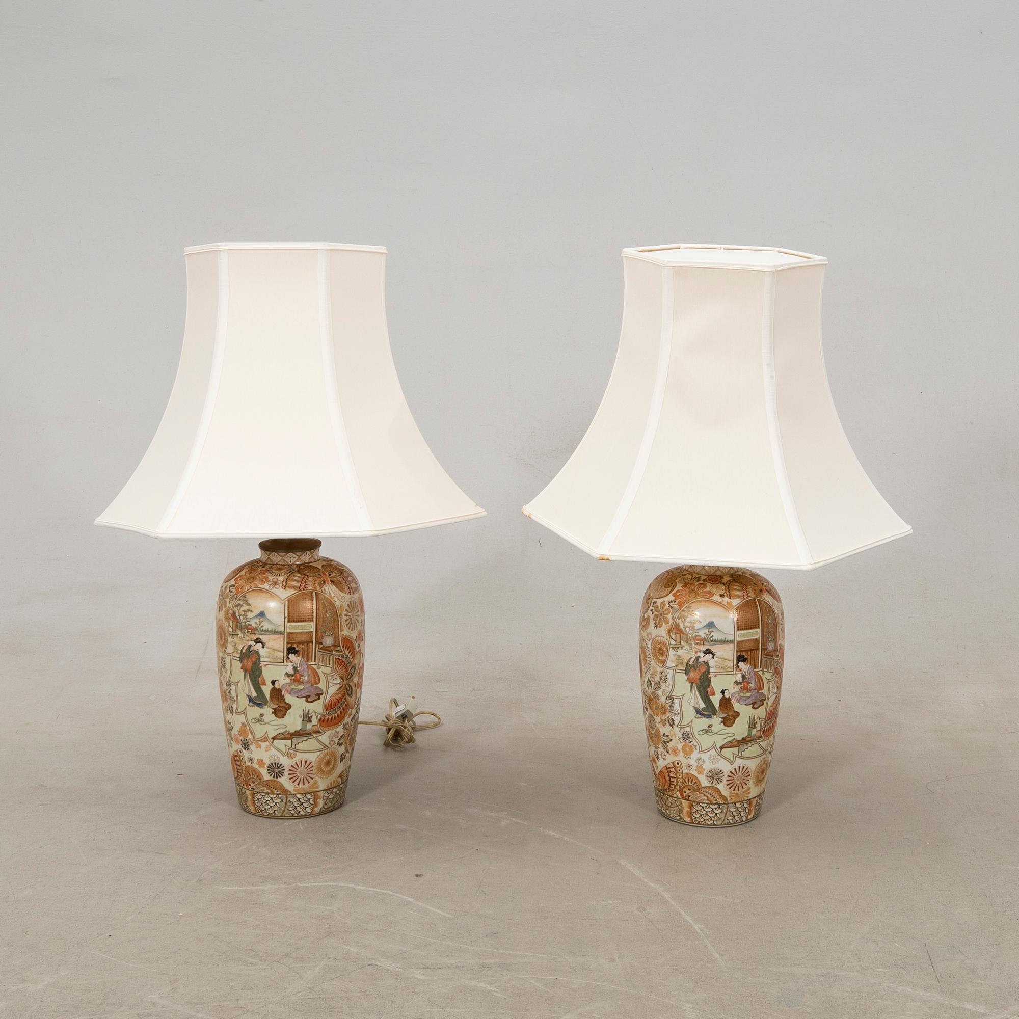 Table lamps a pair Japan 20th century porcelain.