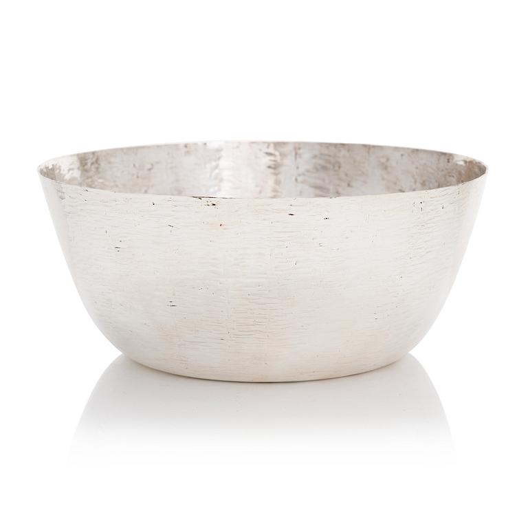 Tapio Wirkkala, Skål, sterlingsilver, stämplad TW, Kultakeskus, Tavastehus 1972.