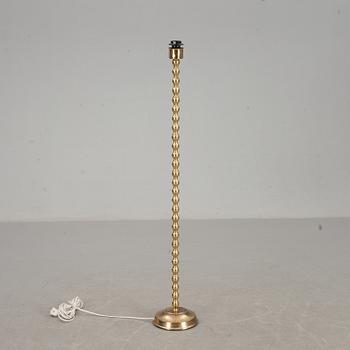 GOLVLAMPA, mässing, 1900-talets senare del.