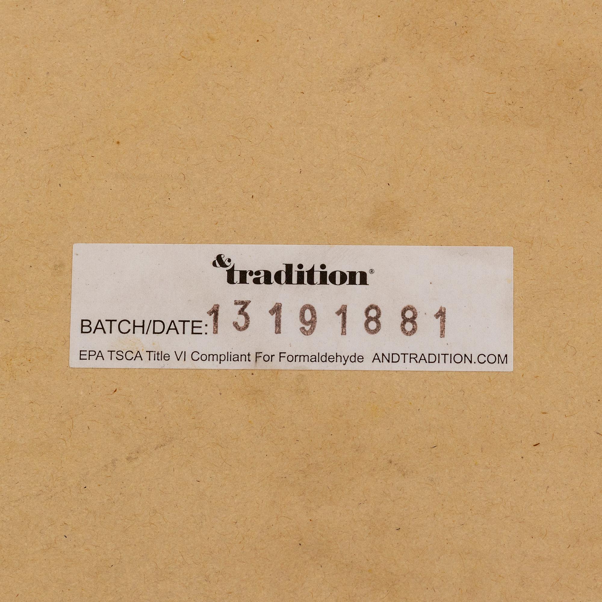 Sami Kallio, matbord, "In Between", &Tradition, Danmark.