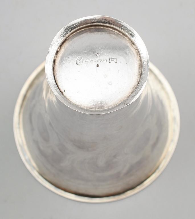 BÄGARE, silver, Andreas Hallberg, Kristianstad 1821. Vikt ca 96 g.