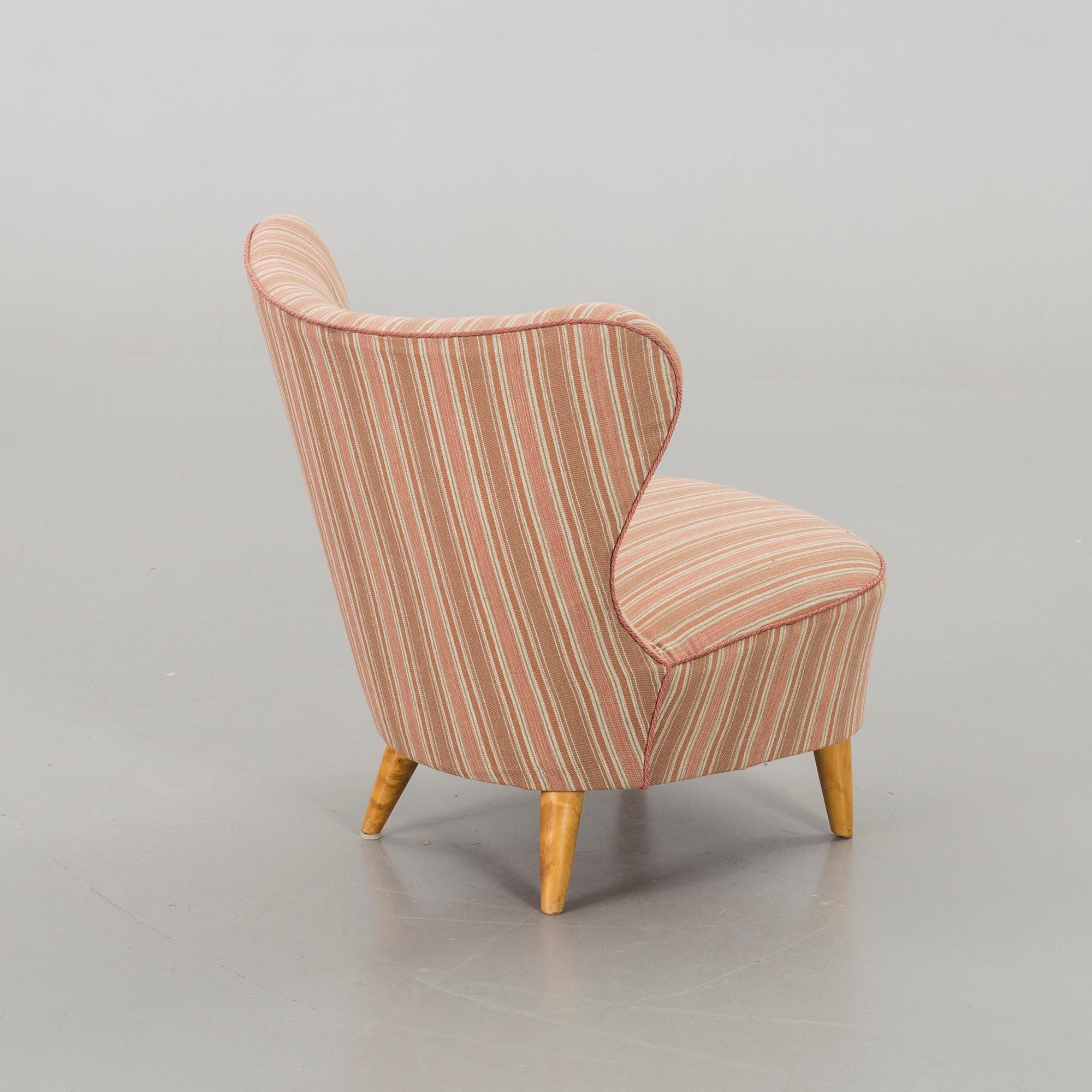 A mid of the 20th century chair.