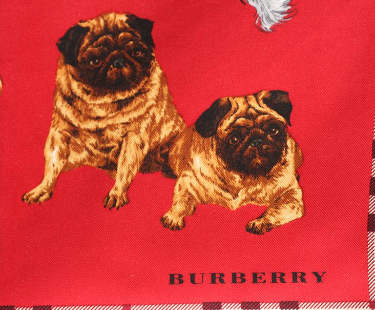 SCARF, siden Burberry.