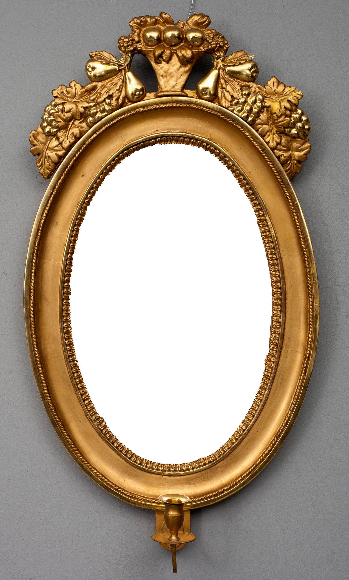 SPEGELLAMPETT, sengustaviansk, sekelskiftet 1700/1800.