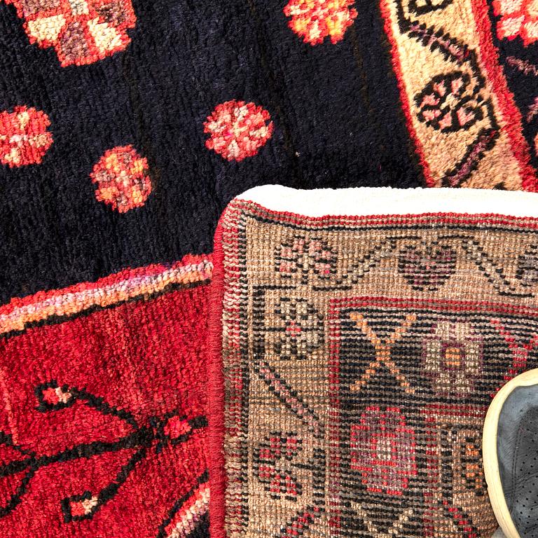 An old Nahavand carpet approx 340x150 cm.