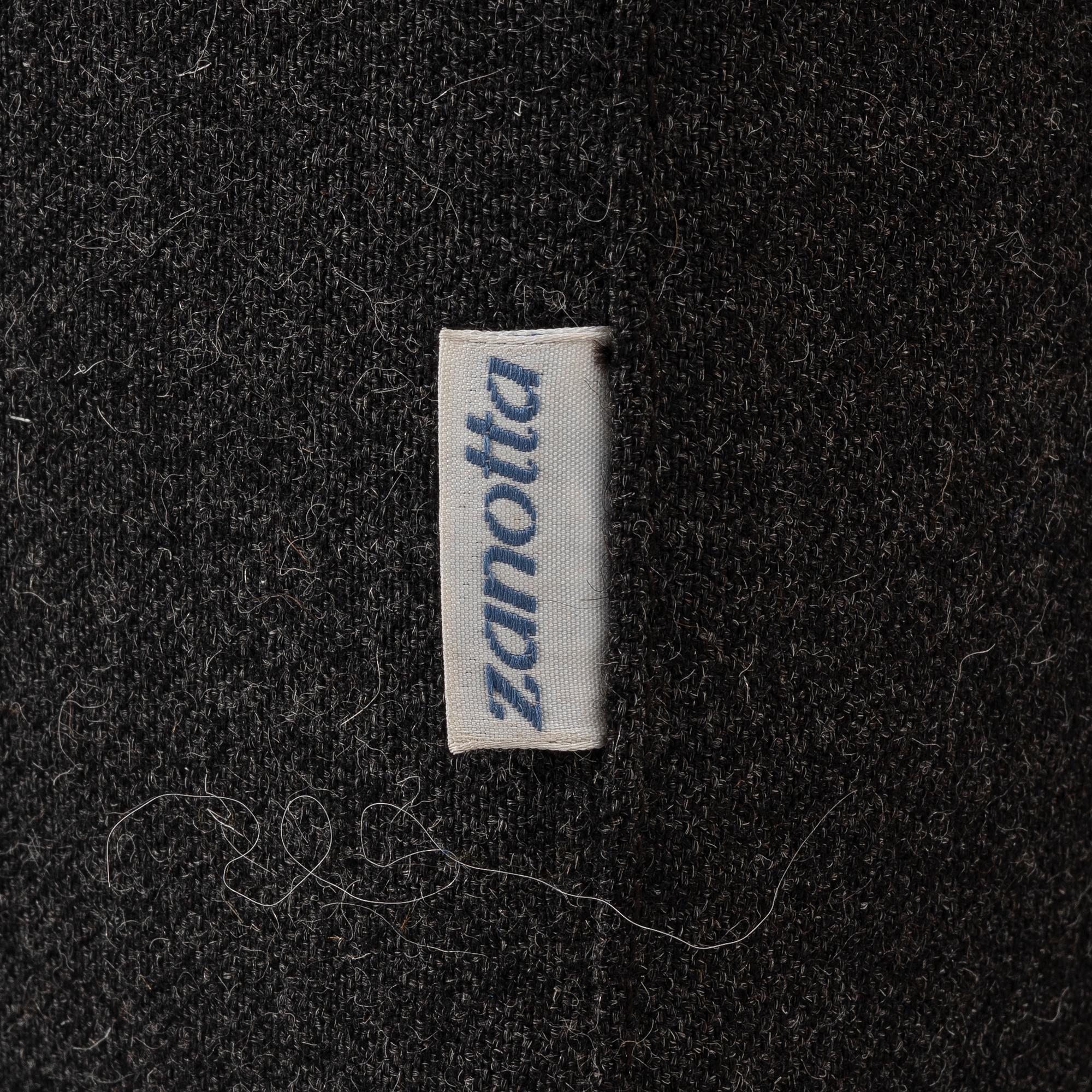 Emaf Progetti, a soffa, "Alfa", Zanotta, Italien.