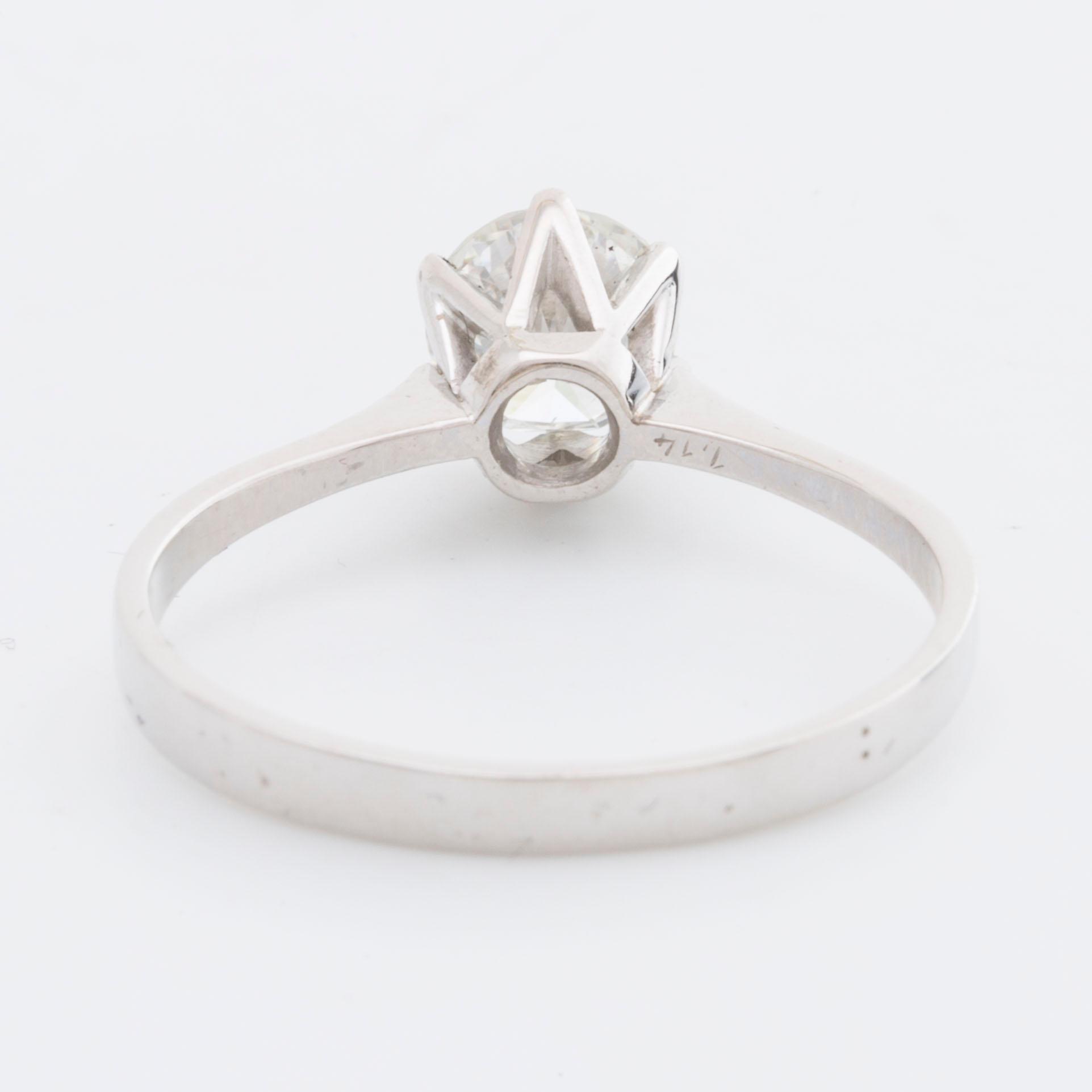 RING 18K vitguld m 1 briljant 1,14 ct enligt gravyr,ca H-I SI, Gullfaxe AB, Djursholm, Stockholm 1967.