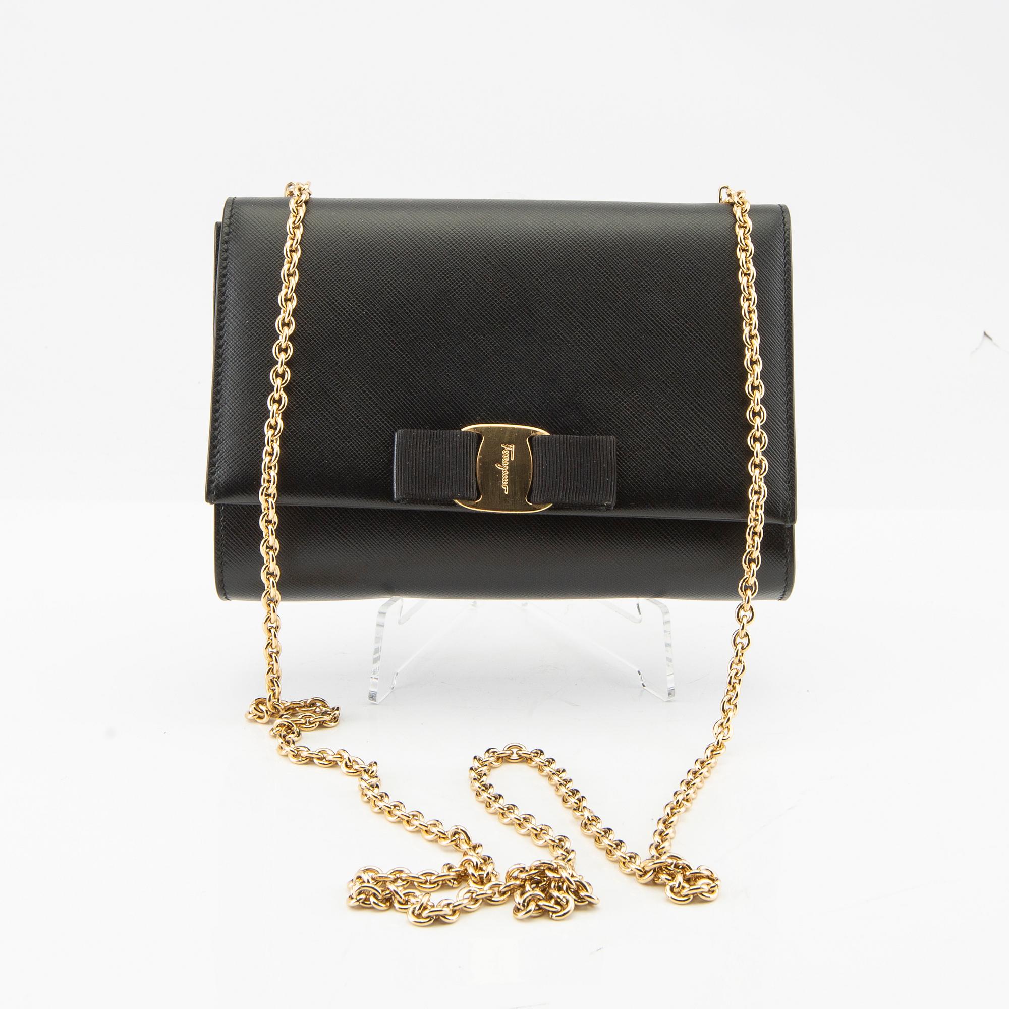 Ferragamo bag "Vara bow mini".