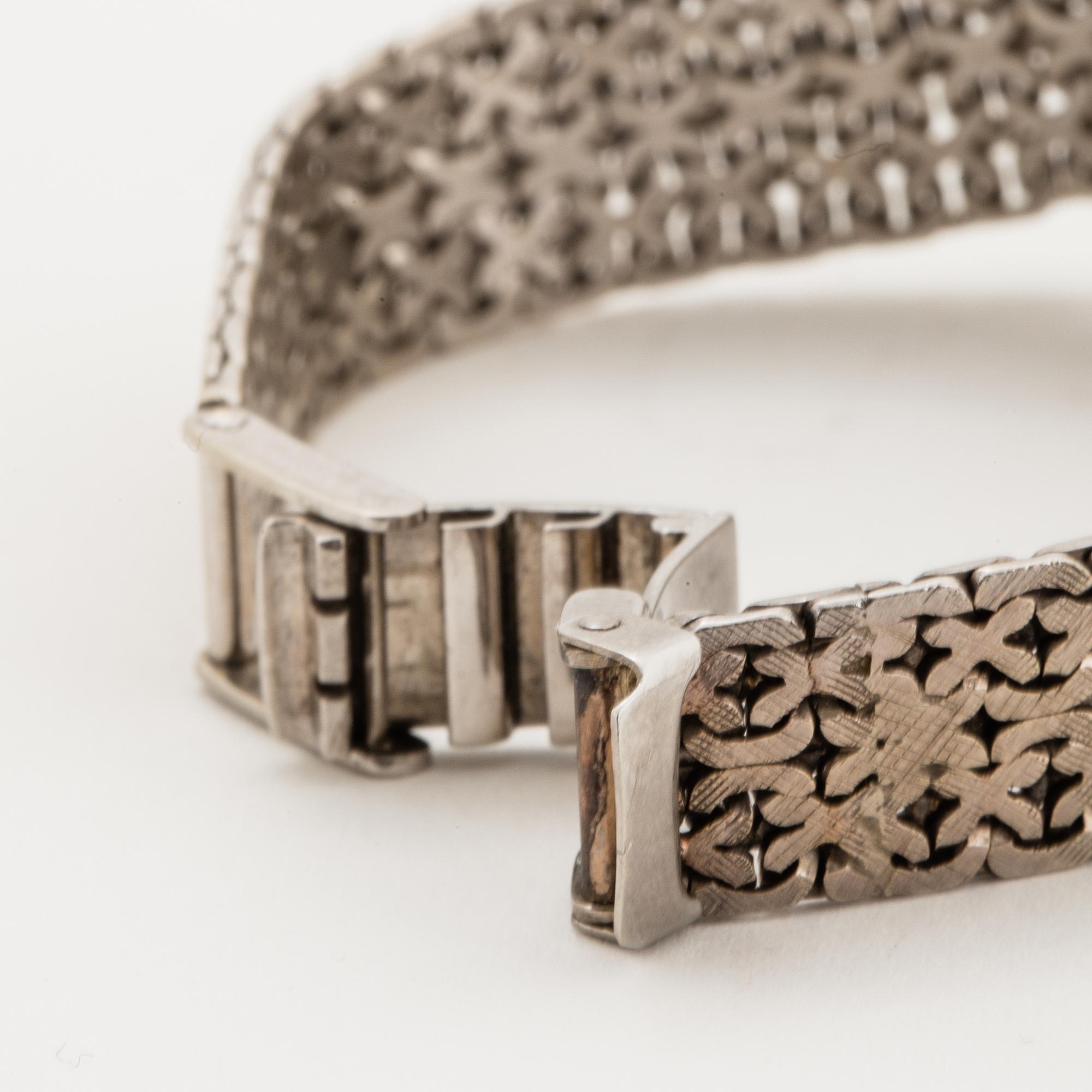 Omega, De Ville, armbandsur, 20 x 28 mm.