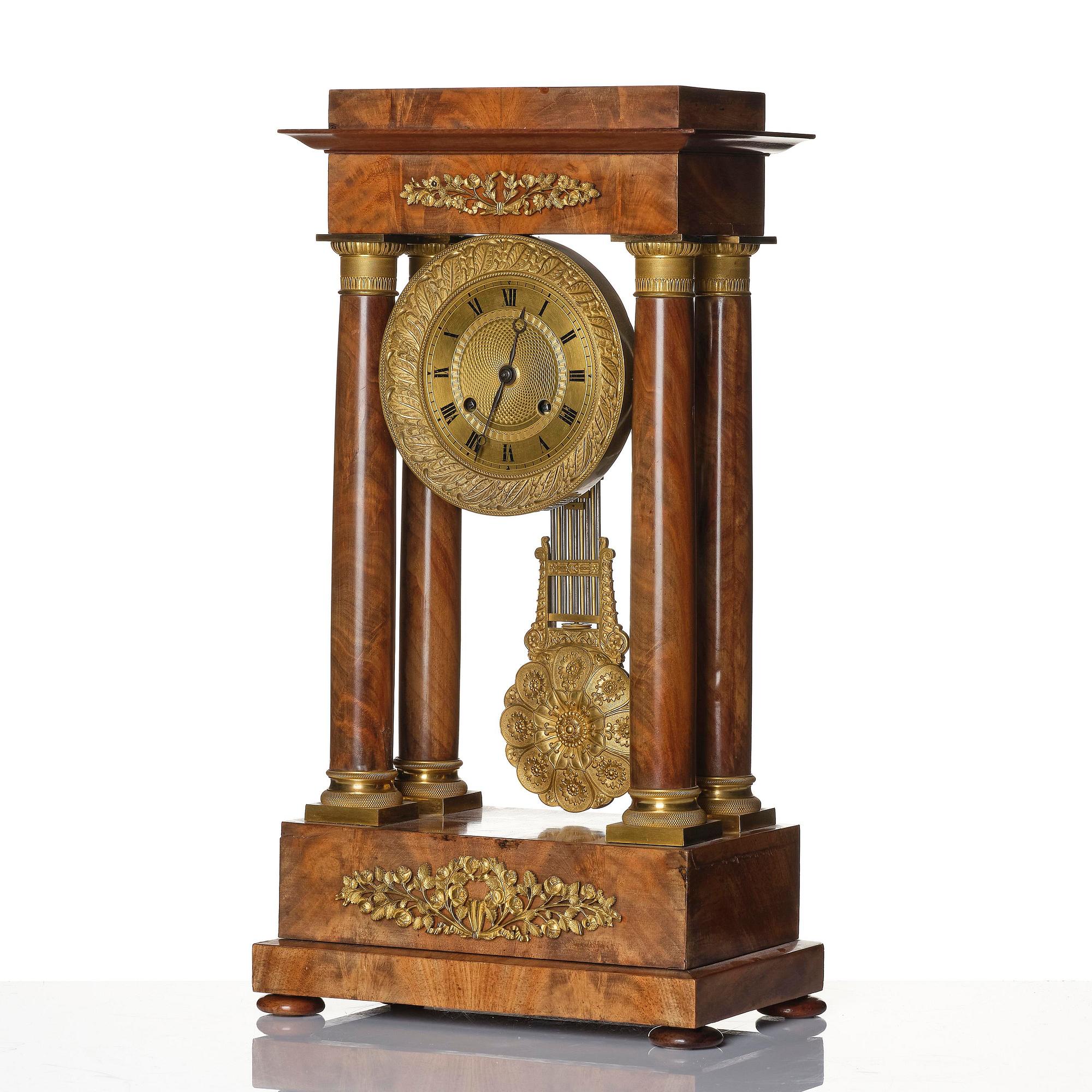 Bordspendyl. Frankrike, 1800-talets början, Empire.