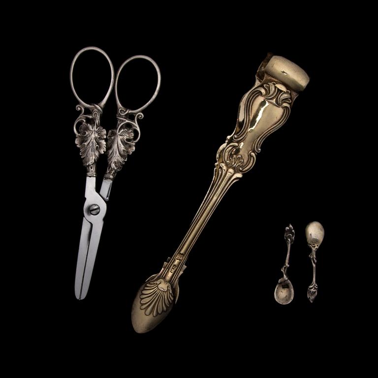 SOCKERTÅNG OCH SAX, silver, bl a S:t Petersburg 1840-tal.