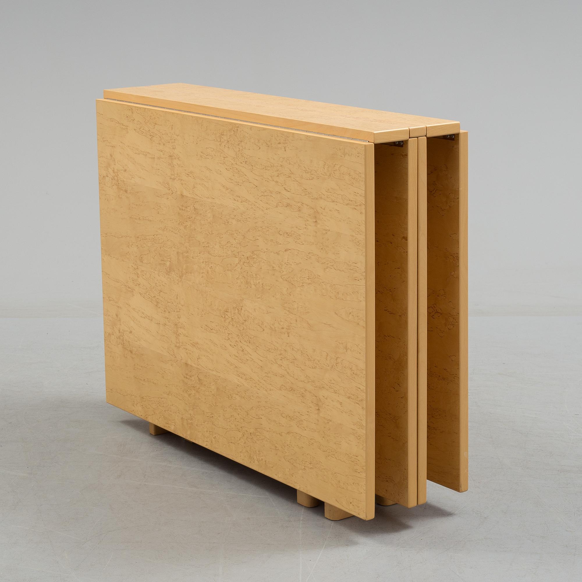 BRUNO MATHSSON, table, "Maria Flap", Bruno Mahtsson  International, Värnamo. 20th / 21th century.