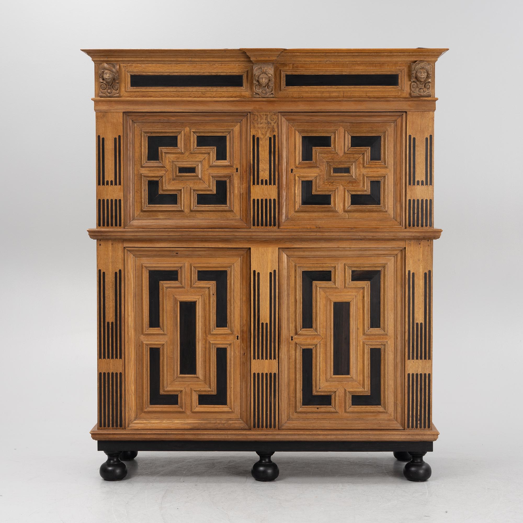 Skåp, barockstil, 1800-talets senare del.