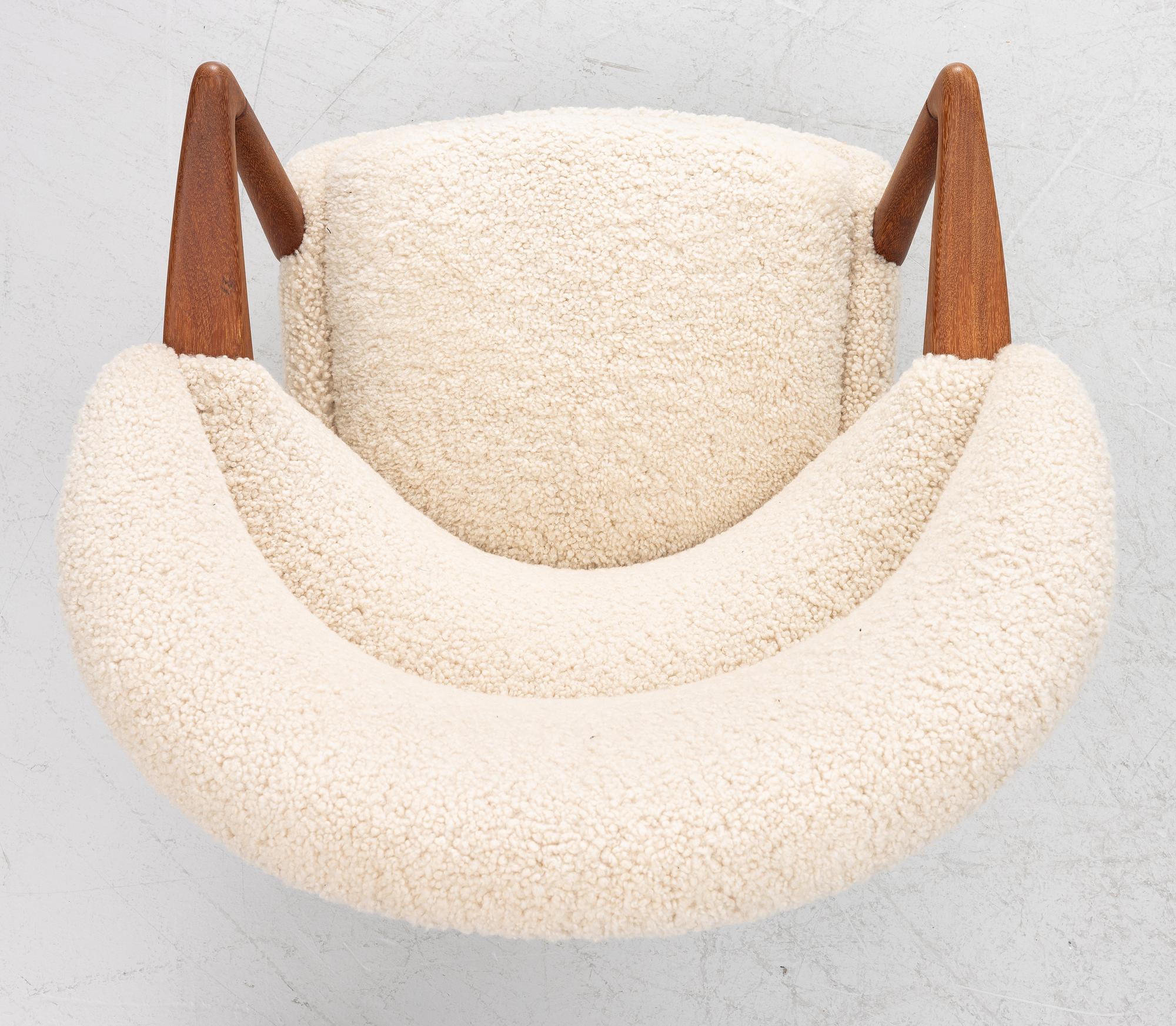 Fredrik Kayser, Fredrik A. Kayser, a model 2222 easy chair, for Rastad & Relling, manufactured by Hjelm & Årn.