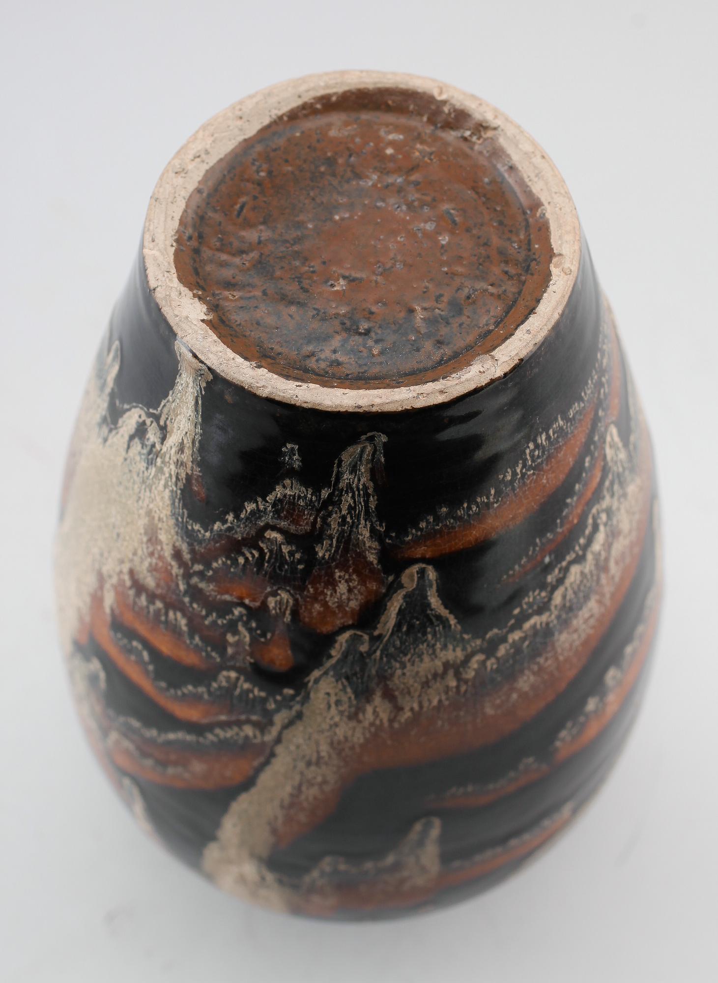 VAS, keramik, ostindisk, 2000-tal.