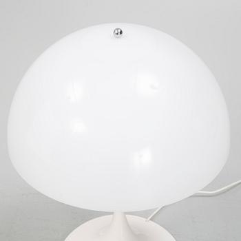 Verner Panton, table lamp, "Panthella", Louis Poulsen.