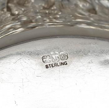 FAT, sterlingsilver, Birmingham, England, 1830-31. Tot vikt ca 587 g.