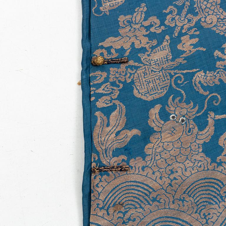 A Chinese robe, Qing dynasty, 19th Century.