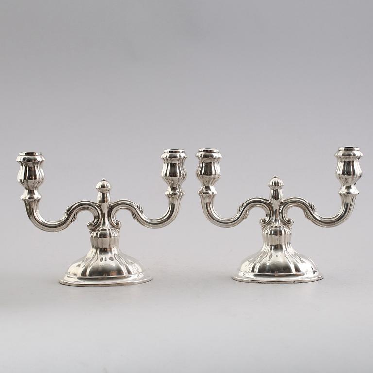 KANDELABRAR, 1 par, silver, Tyskland, 1900-talets första hälft.