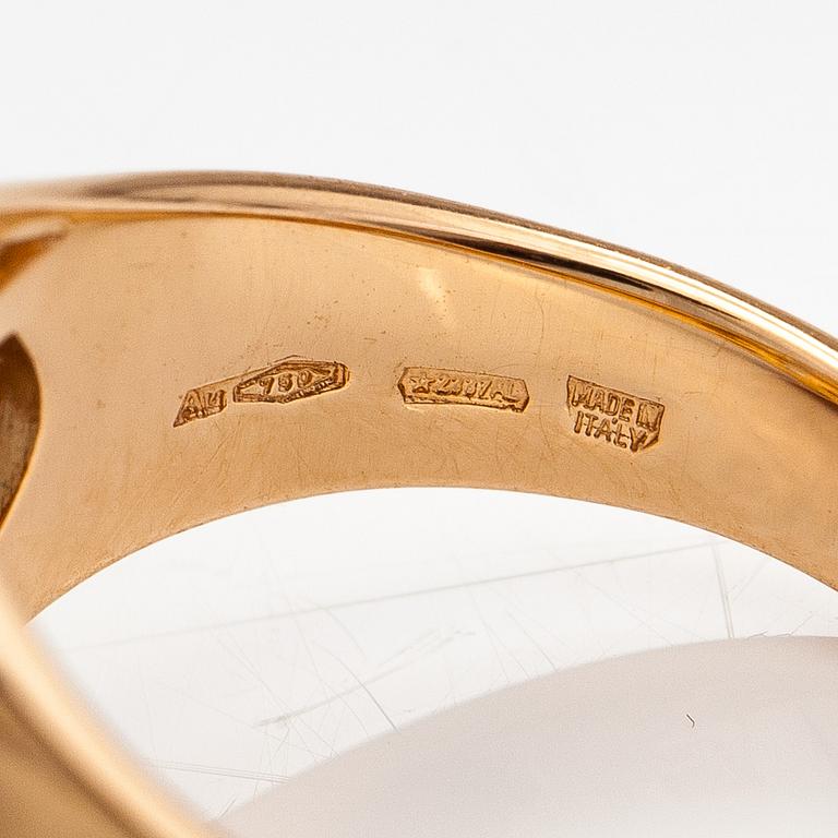 Bulgari, An 18K gold ring "Parentesi" with a green quartz and ca. 0.70 ct of brilliant cut diamonds in total.