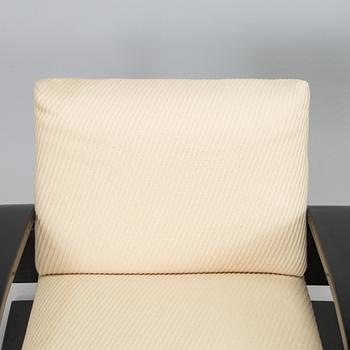 Alvar Aalto, a pair of 1970s armchairs 'Tank chair', model 400, for Artek.