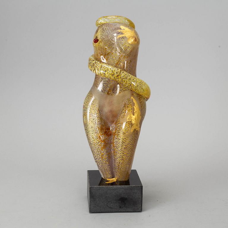 JIM JOHNSSON, glas. skulptur, signerad.