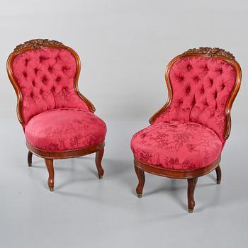 FÅTÖLJER, ett par, 1800-talets slut.