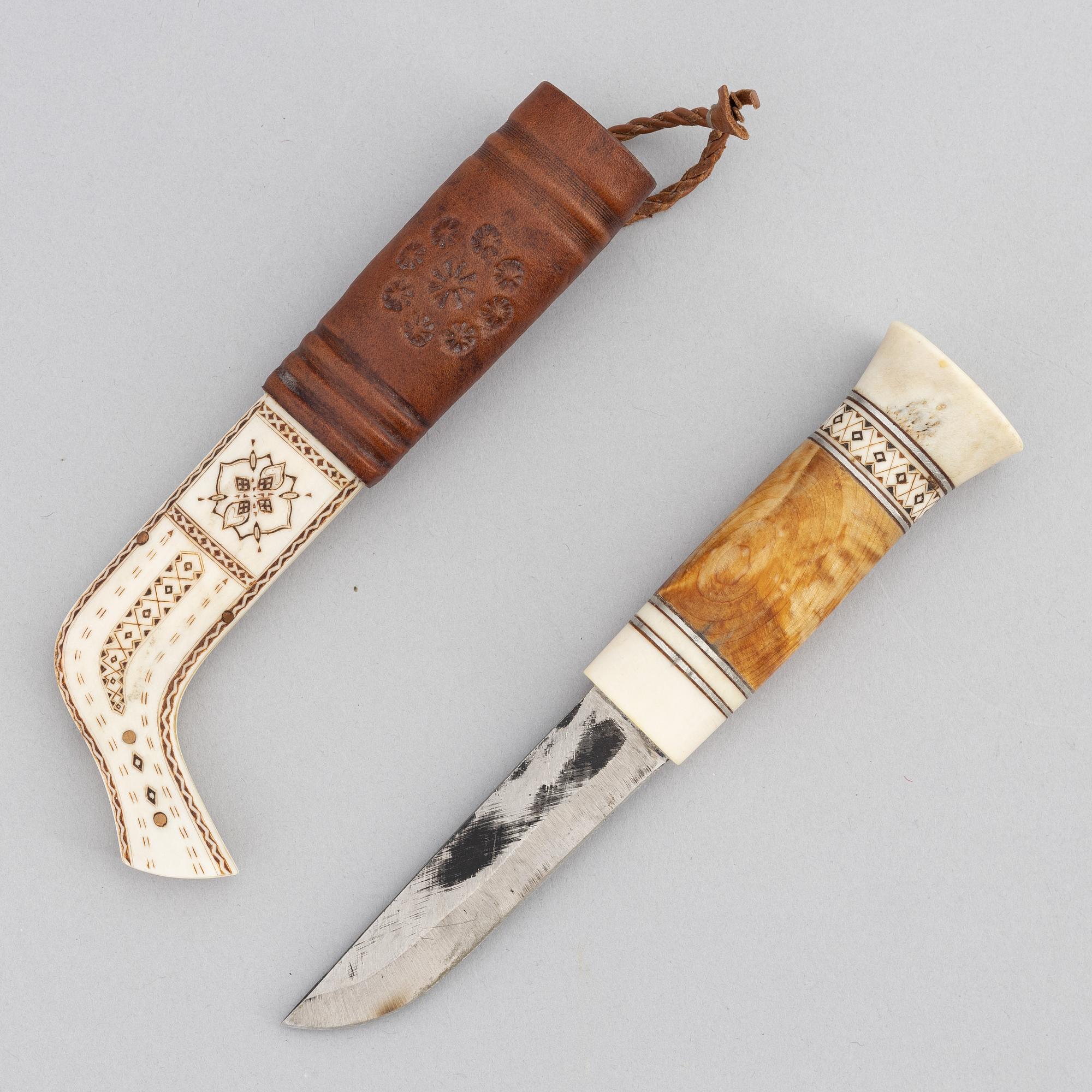 A Sami reindeer horn knife, signed SG/GS and dated 90.