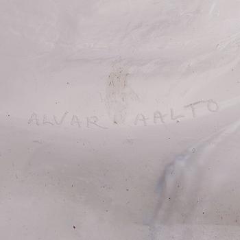 A 1950s/1960s vase signed Alvar Aalto.