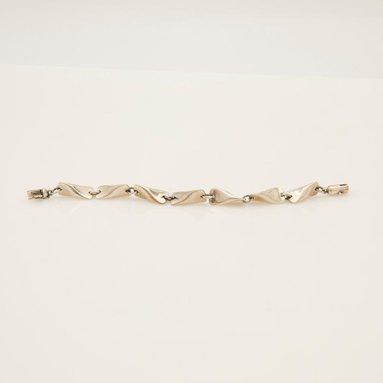 Georg Jensen, Bracelet, sterling silver, model 104B, Denmark.