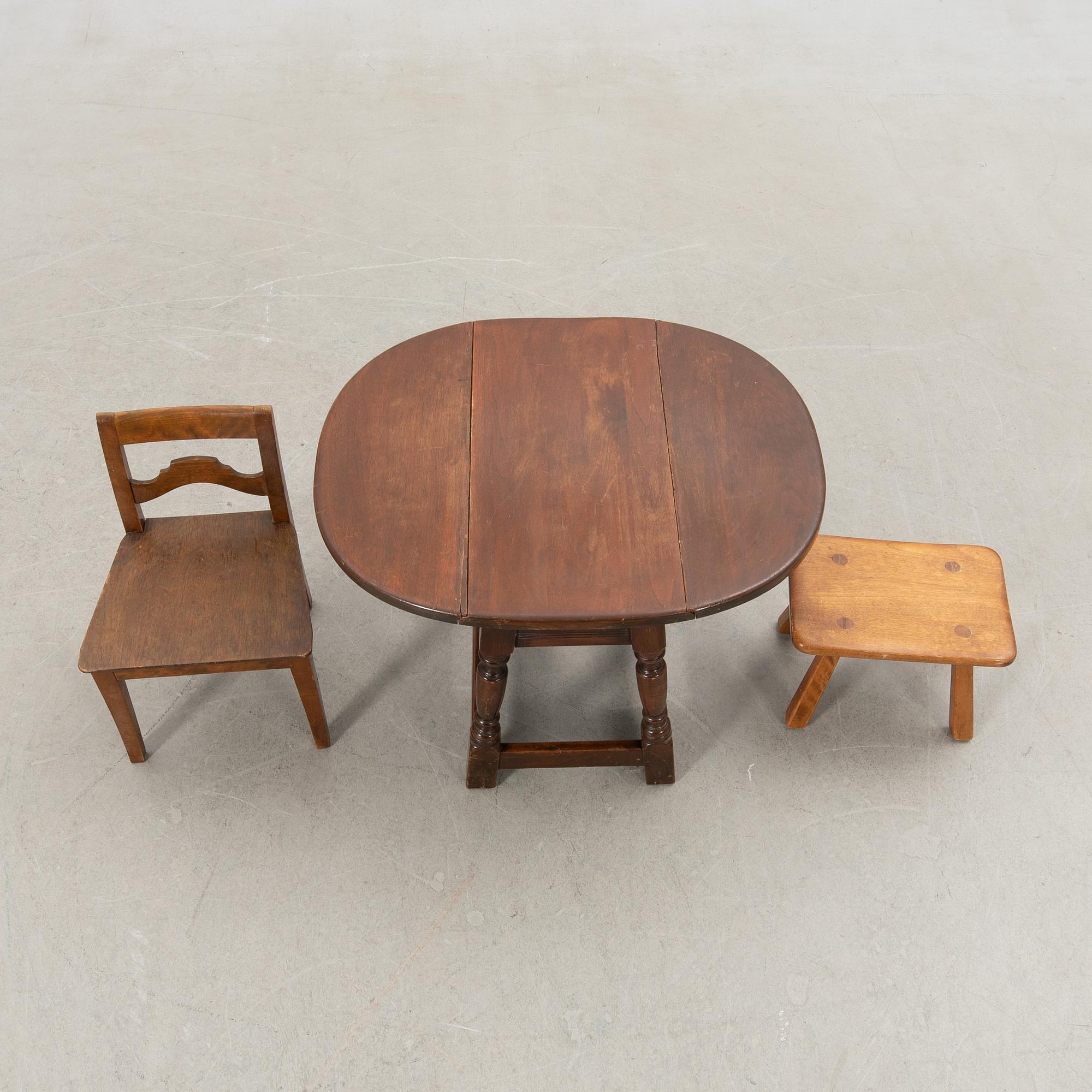 Children's furniture set 5 pcs, first half of the 20th century.