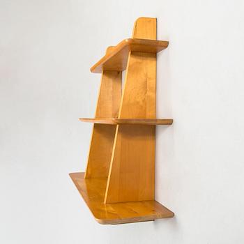 A mid-20th-century shelf.