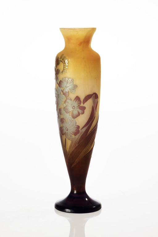 An Emile Gallé Art Nouveau cameo glass vase, Nancy, France.