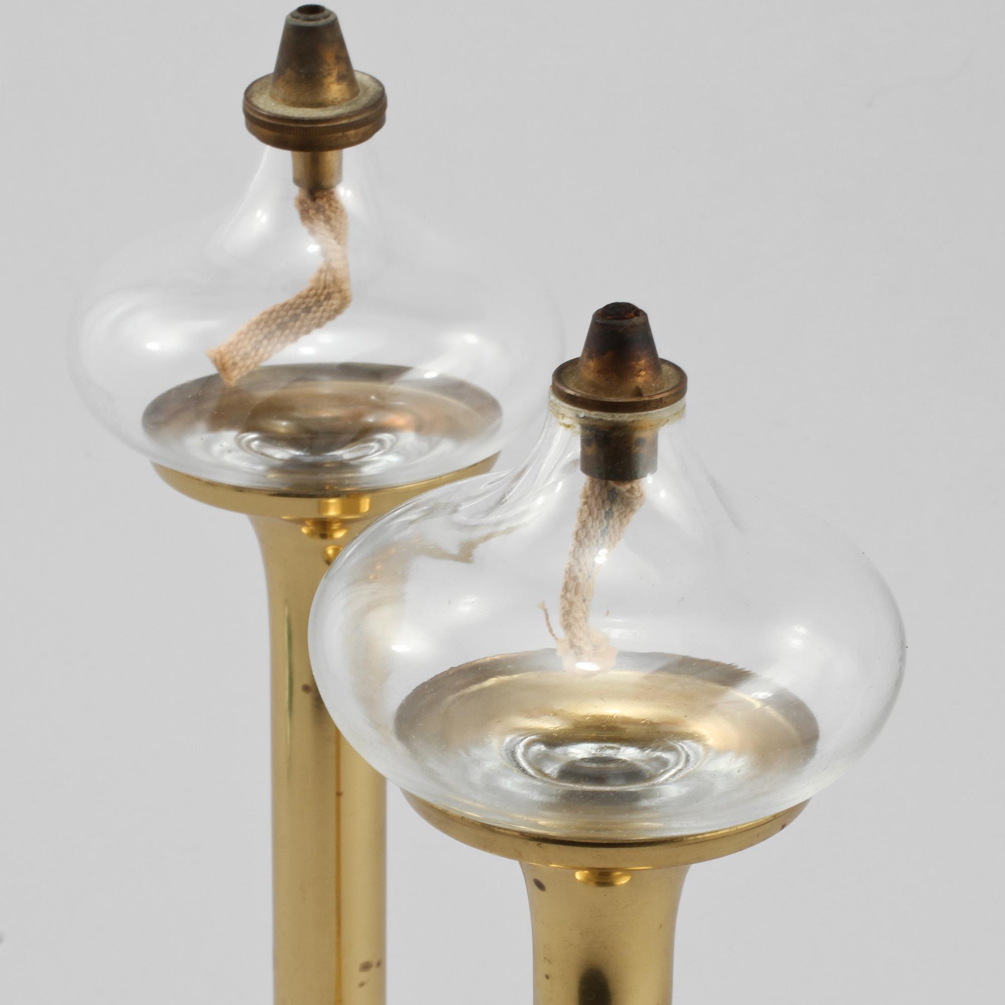 OLJELAMPOR, ett par, GV Harnisch, Köpenhamn, 1900-talets andra hälft.