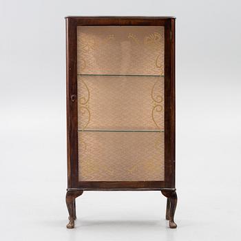 A display cabinet, first half of the 20th century.