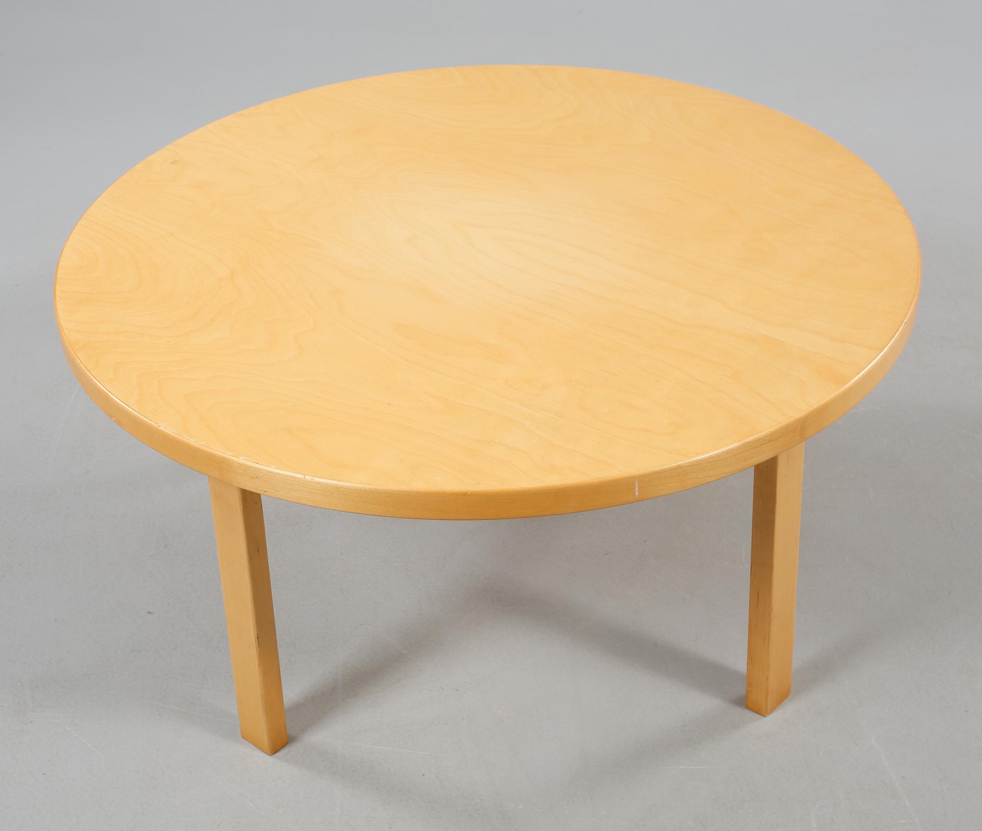 SOFFBORD, möjligen modell 90A för Alvar Aalto, Artek, 1900-talets andra hälft.