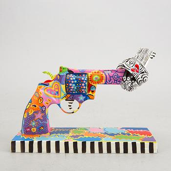 Carl Fredrik Reuterswärd, Non-Violence Project Foundation skulptur 2014.