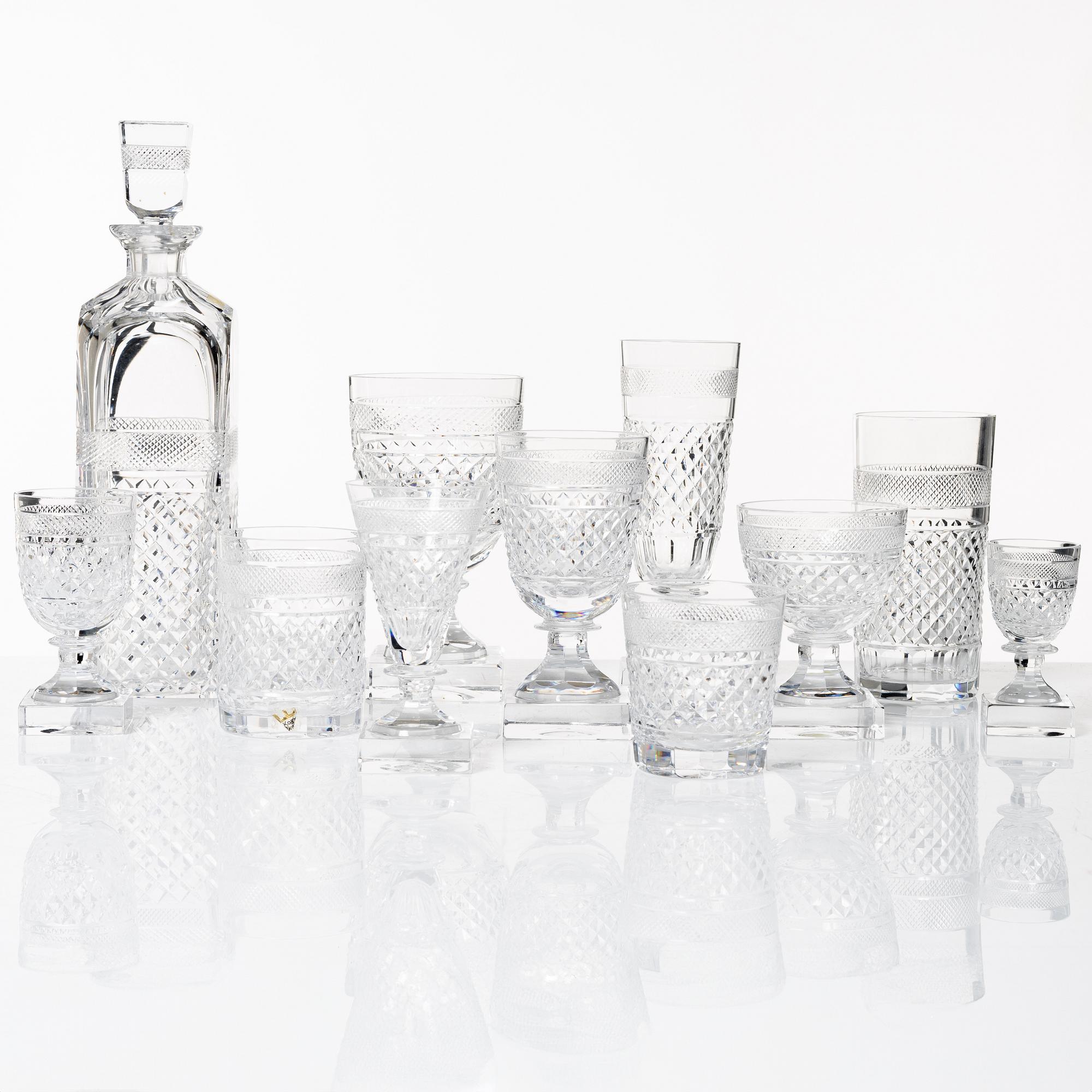 Elis Bergh, glasservis, 107 delar, "Kent", Kosta Boda.